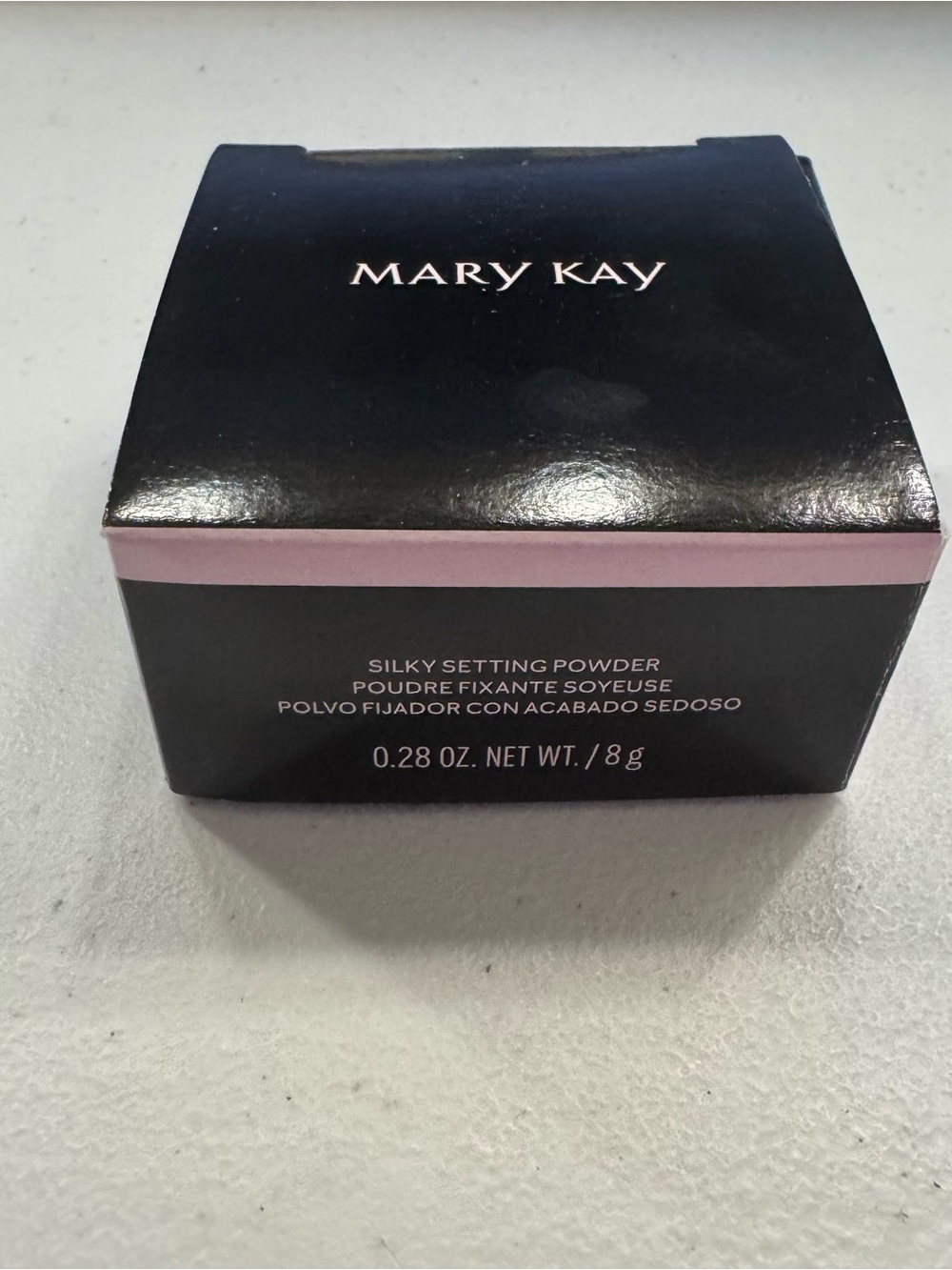 Mary Kay Medium Ivory Silky Setting Powder